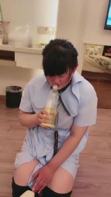 【悦主大人】胖母狗在脚底下发骚 bf12611