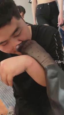 【二宝】3素人S暴力群调狗 bf12584