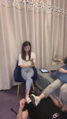 【樱木花椒】双S-把狗当脚垫直播 bf12539