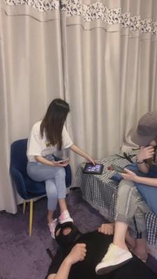 【樱木花椒】双S-把狗当脚垫直播 bf12539