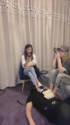 【樱木花椒】双S-把狗当脚垫直播 bf12539