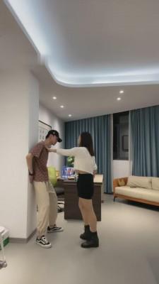 【狗哥】素人-肉丝短靴收拾坏人 bf12521