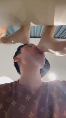 【狗哥】素人-肉丝短靴收拾坏人 bf12521