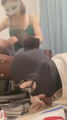 【DSisley】运动鞋黑丝高跟欺负奶狗 bf12498