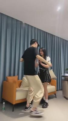 【狗哥】素人首次-收拾色狼快递小哥 bf12462