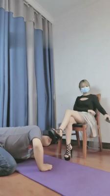 【星公主】车模凉鞋碾压狗奴 bf12507