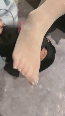 【简一】车模肉丝的脚下狗奴 bf12417