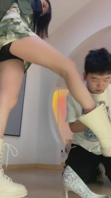 【sss乔西】大长腿小姐姐提档/舔脏鞋 bf12405