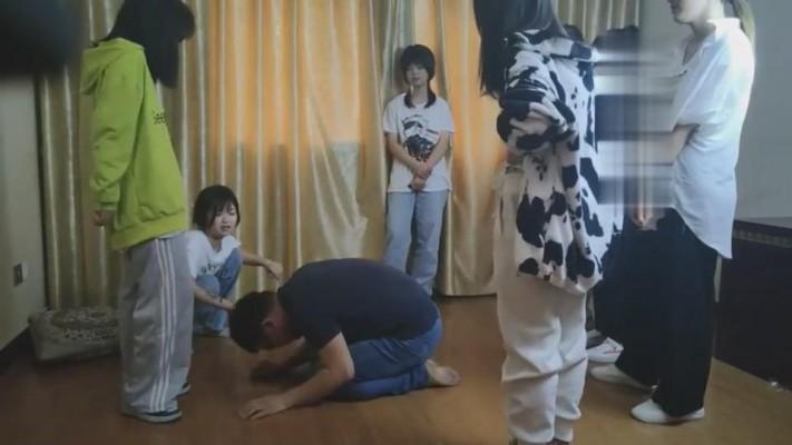 【最抗揍M】精神小妹学生主群殴【下】 bf12381