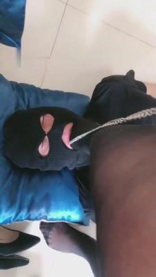 【霜霜S】双S黑丝脚深喉 bf12373