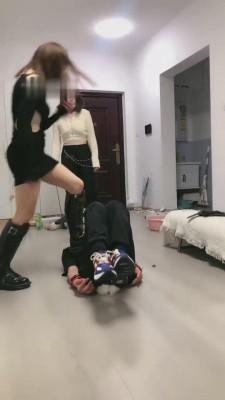 【绵绵】伺候姐妹花下班【双视角版】 bf12338