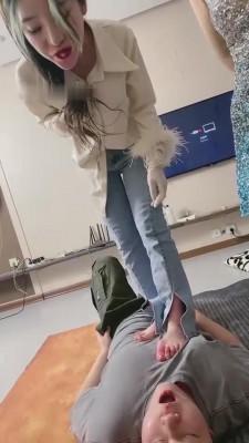 【领主老大】开发可爱闺蜜做母畜 bf12315