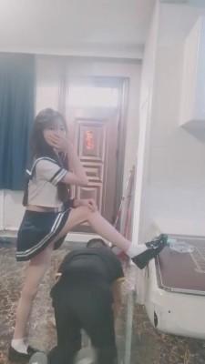 【77s】JK小姐姐皮鞋白袜羞辱狗 bf12270