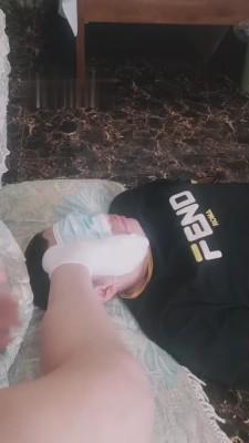 【77s】JK小姐姐皮鞋白袜羞辱狗 bf12270