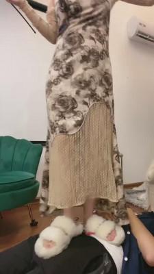 【芊白大大】虐奴提档皮鞭舔脚 bf12292