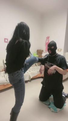 【初见】超暴力-长靴下踹息的狗奴才 bf12334