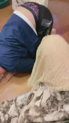 【芊白大大】虐奴提档皮鞭舔脚 bf12292