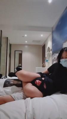 【禾禾末】沉浸式腿绞窒息-舔脏鞋底 bf549