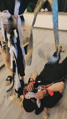 【语晴】享受原味活埋圈养狗 bf12298