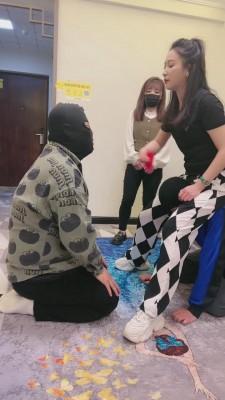 【鑫儿教头】带素人妹妹入圈暴虐贱狗 bf12296