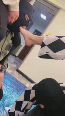 【鑫儿教头】带素人妹妹入圈暴虐贱狗 bf12296