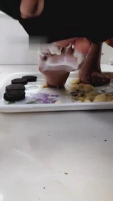 【00后软软】AJ脏鞋白棉袜足喂食 bf555