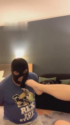 【莜月】精神小妹超暴力虐待狗 G-210829-18