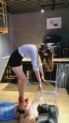 【宇婉莹】物化厕奴生涯-圣水体验 G-210830-14