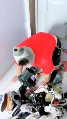 【美离子】壮胖高憨喜清理鞋底 G-210819-25