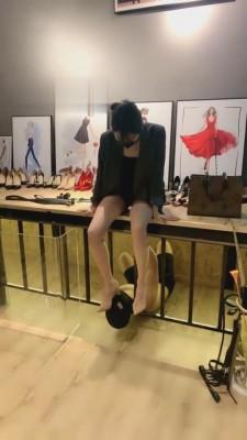 【宇婉莹】推荐-精彩-超级调教室驯化狗奴（送户外调教视频）G-210820-14