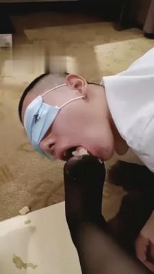 【情侣月儿】学姐惩罚学弟 bf777