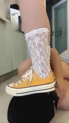 【云云酱】高帆布鞋全体重踩头-踢裆 G-210828-6