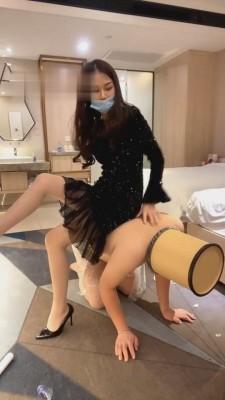 【番番奶奶】木乃伊囚禁虐+垃圾桶套头羞辱 bf773