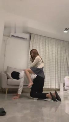 【甜甜】猥琐狗痴迷主人的圣水 bf4234