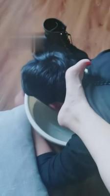 【猫神大人】运动小白鞋全体重踩踏 bf4126