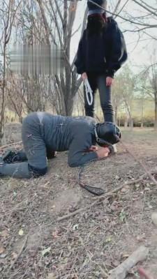 【绝宠】野外私奴骑乘-踩踏 bf3984