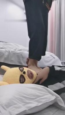 【开发素人】双S-带闺蜜首次虐狗狗 bf4035