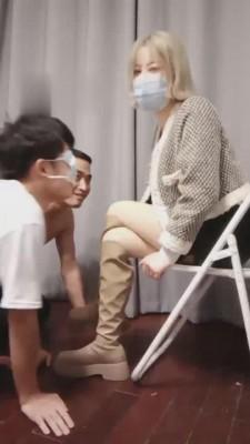 【工藤新一】素人小姐姐调双狗 bf4052