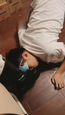 【工藤新一】素人小计白丝花边袜高筒靴场 bf3951