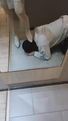 【上海糖糖老师】学生狗舔鞋还是舔脚 bf3895