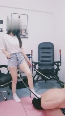 【云儿主】喜欢板鞋白袜的贱奴 bf3909