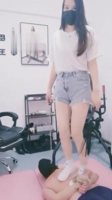 【云儿主】喜欢板鞋白袜的贱奴 bf3909