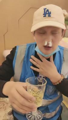 【微希】开发素人外卖小哥变刑奴【上】 bf3839