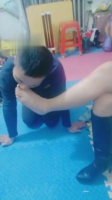 【麒麟女皇】圈养家奴的日常 bf3823