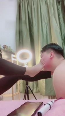 【鹿梦兮】深夜虐待恋足狗 bf3788