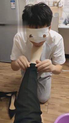 【御严】强迫喝洗脚水-坐脸/骑马/钻胯 bf3732