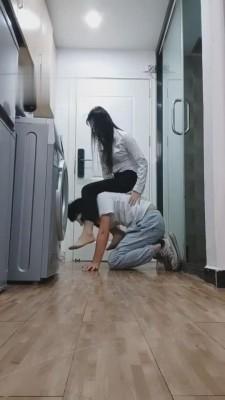 【御严】强迫喝洗脚水-坐脸/骑马/钻胯 bf3732