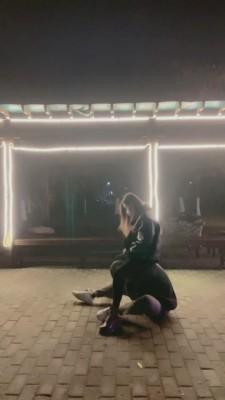 【逗逗】户外惩罚错误的贱狗（踢踹） bf3735