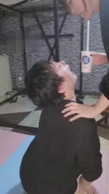 【夏夏绳缚】圈养调教之喂食-吊绑 bf3717