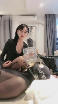 【千条姐】大量呕吐物圣水调哭 bf3699